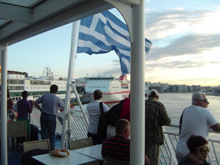 quitter Athnes en ferry